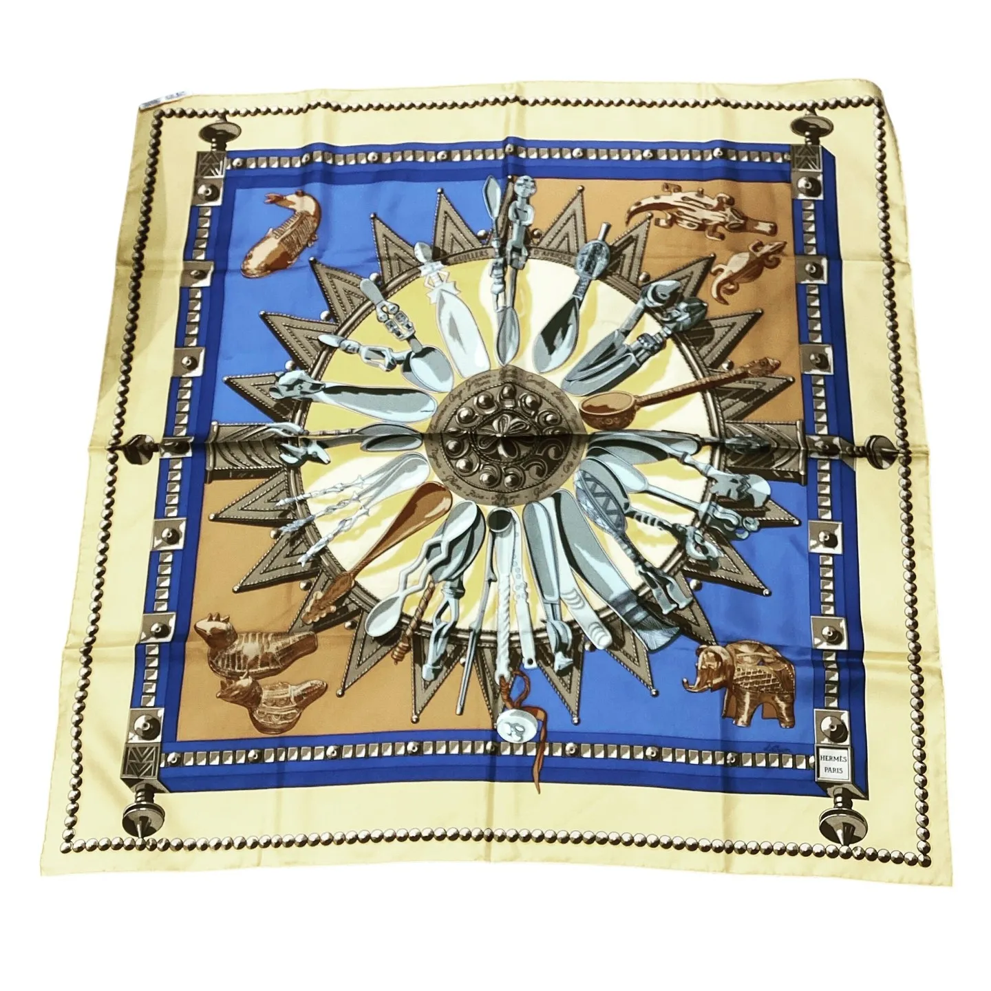 買取品のご紹介☆エルメス カレ90