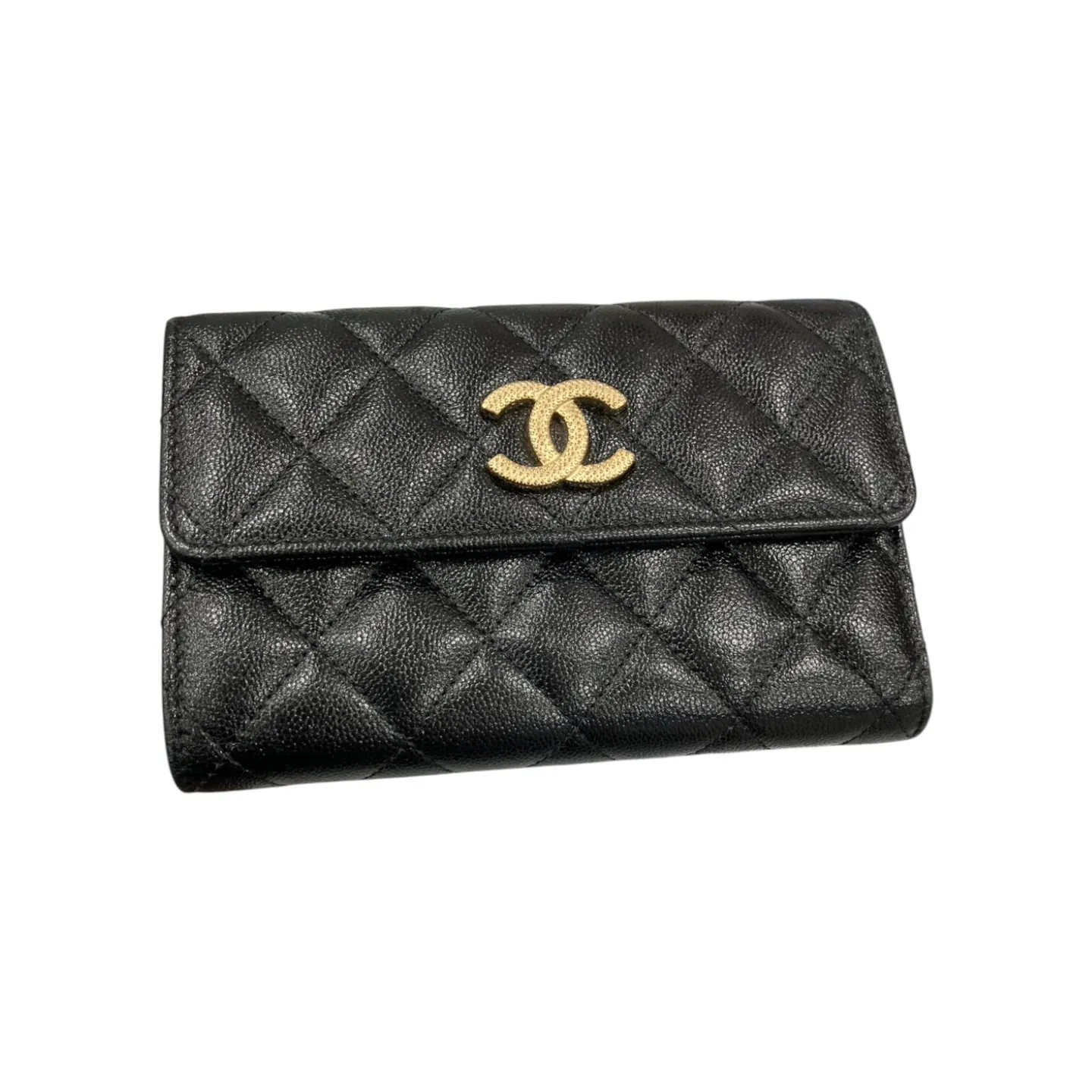 買取品のご紹介！シャネル マトラッセ 二つ折り長財布